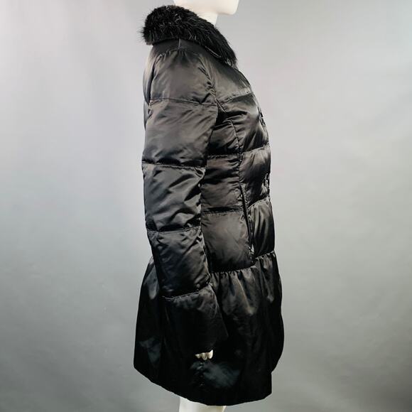 PRADA Size 6 Black Polyamide Quilted Fur Collar Button Down Coat - Picture 3 of 8